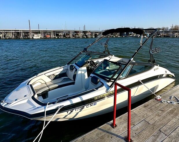 "Yamaha 212x Surfing Adventure Awaits!"
