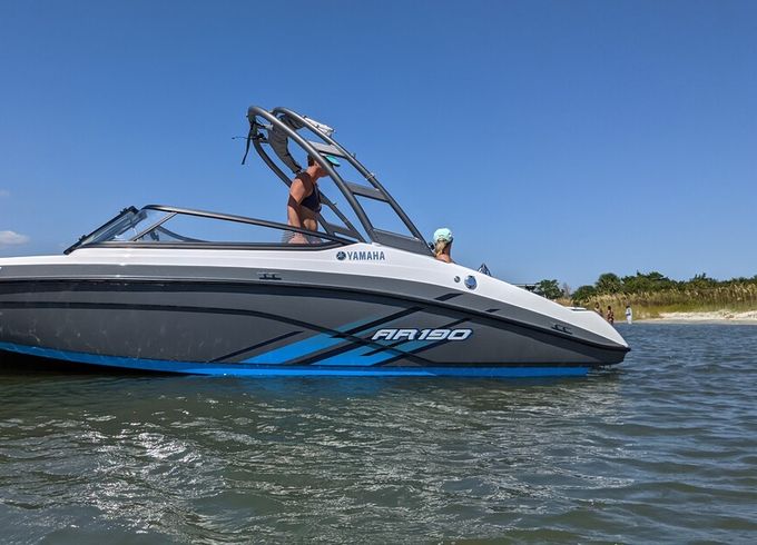 2021 Yamaha AR190 – Your Perfect Day on the Water Awaits!