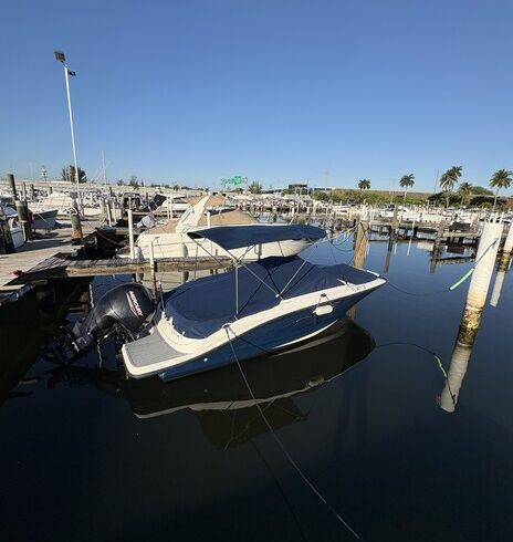 2022 Sea Ray SERX-19’
