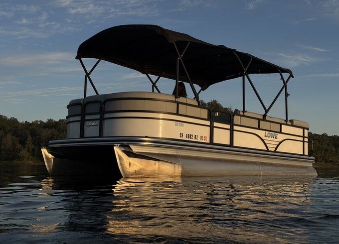 Lowe SS210 Pontoon 115hp Mercury Pro XS