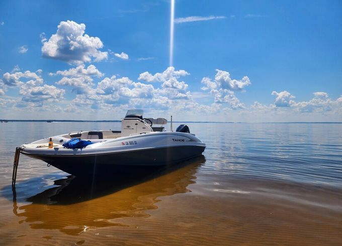Lake Day Done Right – 2025 Tahoe 2150 CC w/ Everything You Need