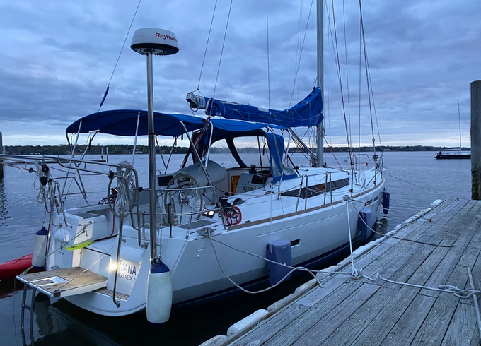 Luxurious Racer/Cruiser Sloop - 2015 Jeanneau 409