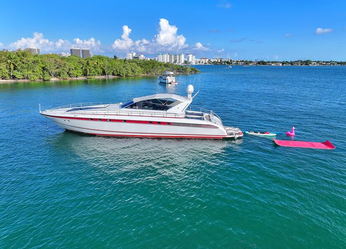 Pershing 82 Leopard