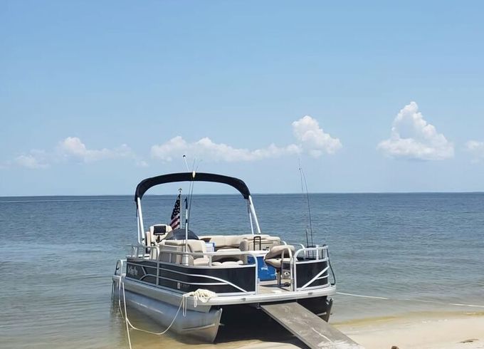 20' Pontoon "Our Happy Place" Mobile and Dauphin Island