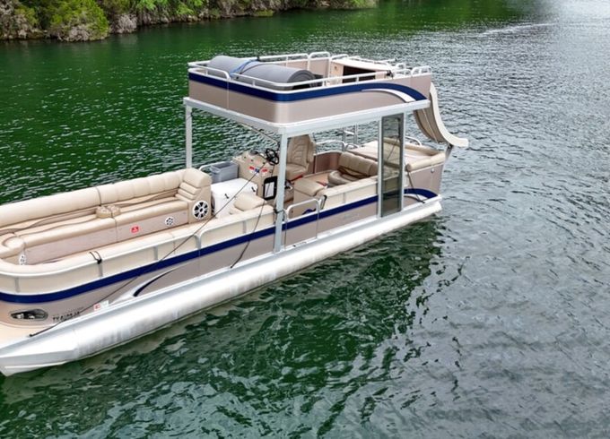 Tahoe 34Ft Tritoon Double Decker – Lake Austin