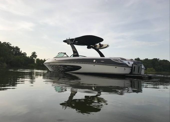 26’ Wake & Surf Boat – Tubes, Boards & Big Fun | Checotah, OK