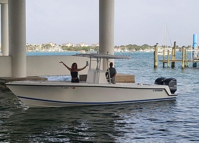 Beautiful 29 Contender Center Console