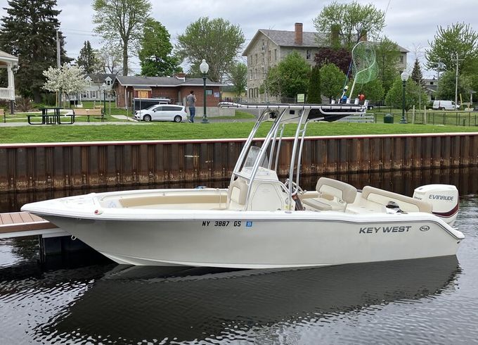 Sackets Harbor Cruises, Sightseeing, and Island Viewing Boat Trips