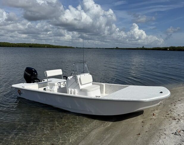 17’ Center Console Flats Boat in Indian River!