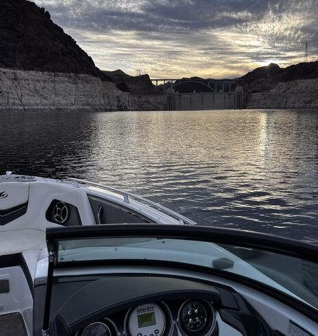 Beautiful Monterey 238 SS Surf boat