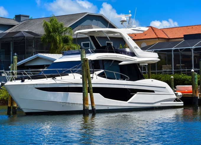 Exclusive 53ft 2022 Galeon 500 Fly - Captained Luxury in Tampa Bay