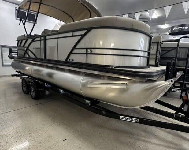 Lake Powell Daily Rentals - 2025 Sylvan Pontoon X3