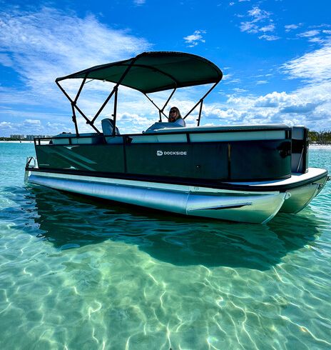 New Luxury Tritoon Rental – Bluetooth Audio Sandbar-Ready!