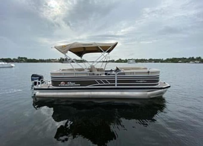 Pontoon Boat Rental