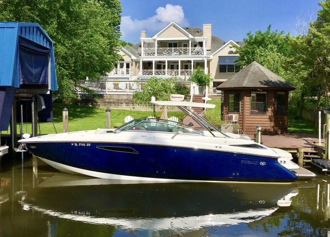 35 Foot Ultimate Party/Cruising Boat – Luxury & Performance Combined!
