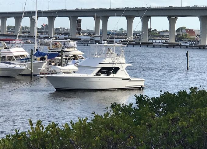 Private Yacht Rental of a stunning 43' Hatteras with Captain