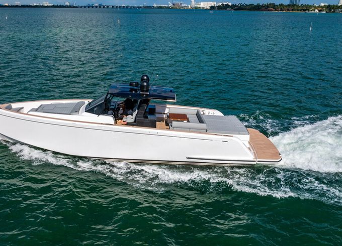 53ft Pardo Luxury Yacht Charter – Fort Lauderdale