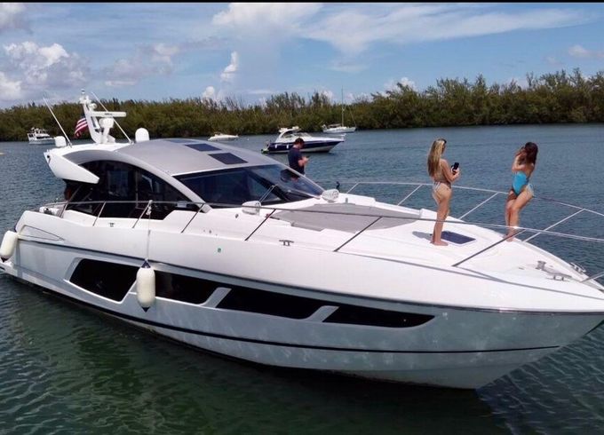 Luxury 60ft Sunseeker Predator 2019 -Miami’s Ultimate Yacht Experience