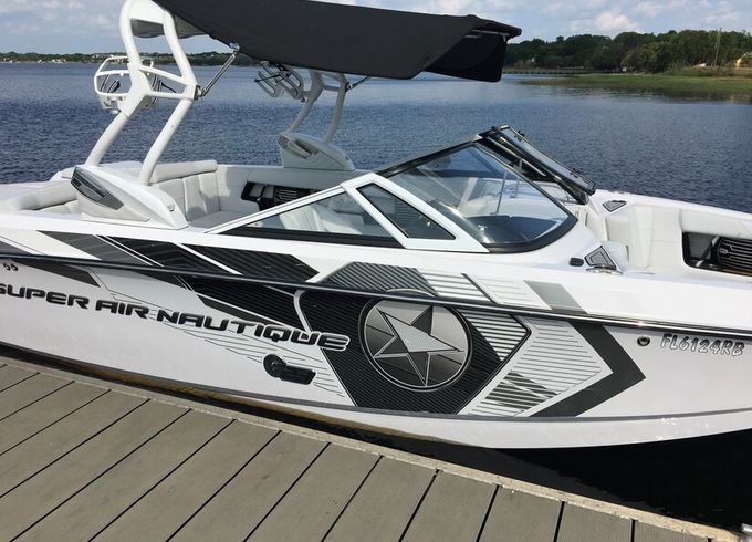 G23 Wakesurfing at Lake LBJ