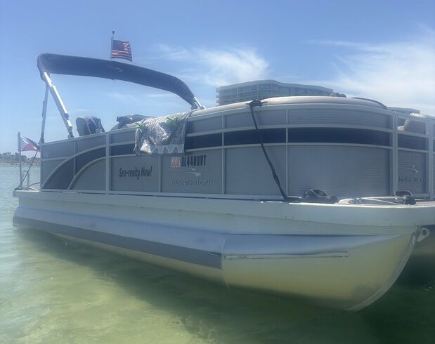 Luxurious Bennington 21 SLX 21 Ft Tritoon Rental