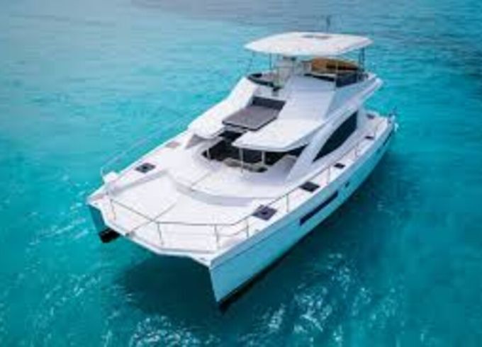 Luxury 51' Power Catamaran at Beautiful Key West Resort