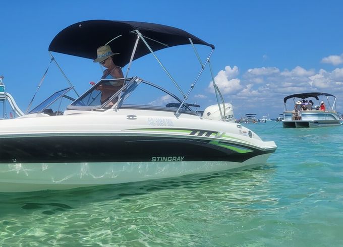 Stingray 191DC — Family fun and Fishing Ready