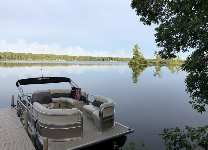 Boat for rent with stay at Pine Point Haven
