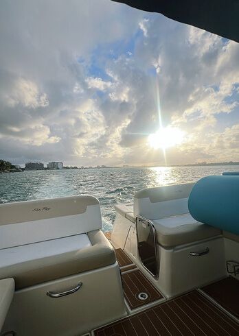 Private Sandbar Boat Trip - With free pass to Mazuma night club