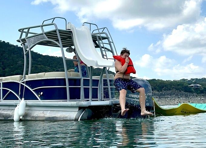 **NEW** Double Decker Pontoon w/SLIDE on LAKE TRAVIS