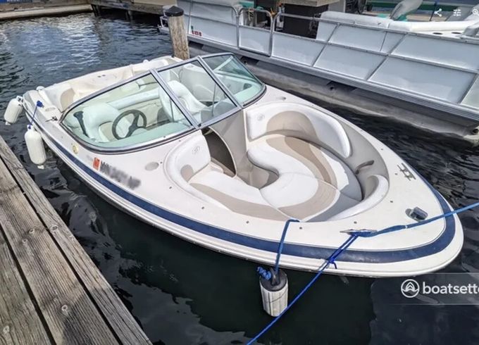 18ft Sea Ray – Lake Washington, Seattle