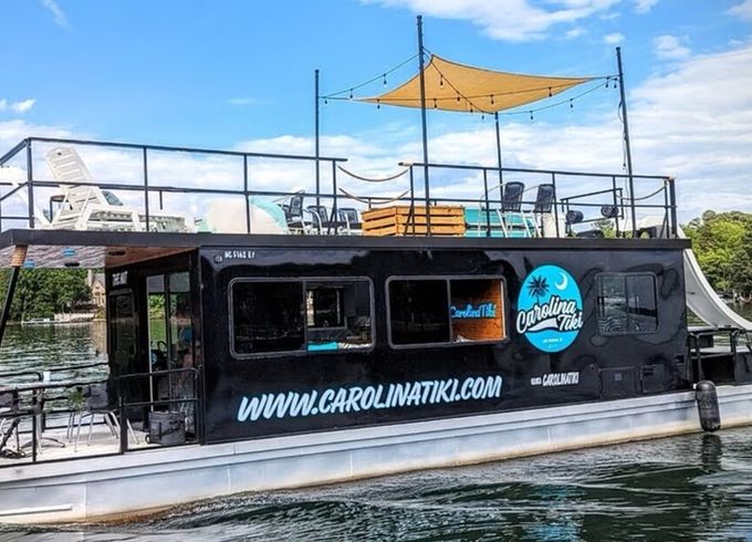 The Tiki Hut – Your Floating Paradise on Lake Norman