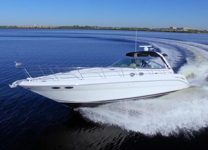 45’ Sea Ray Sundancer (Sunkissed) – Miami River