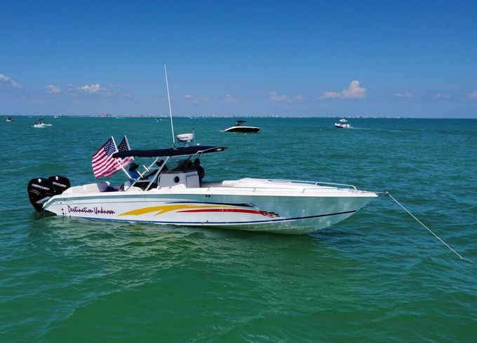 35 Foot Powerboat Fort Myers, Cape Coral, Bonita, Sanibel, Captiva