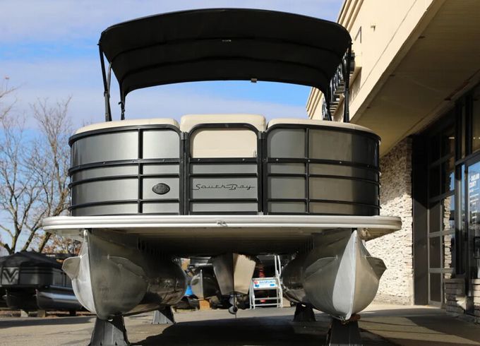 22ft  South Bay Pontoon 224 LAKE FENTON