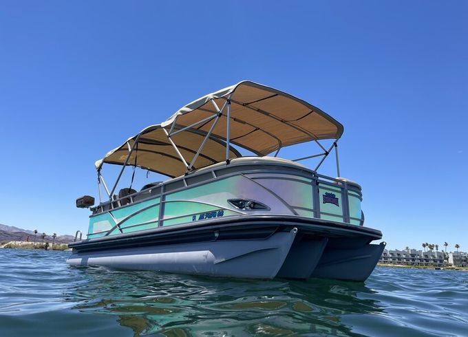25’ Regency Luxury Pontoon Lake Havasu, Double Bimini, BBQ, Bluetooth