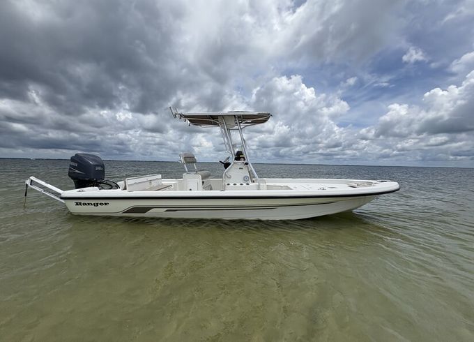 Ranger 2400 bay boat in Carrabelle