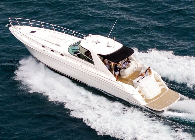 66' Sea Ray Luxury Yacht in Newport Beach with Captain and Crew