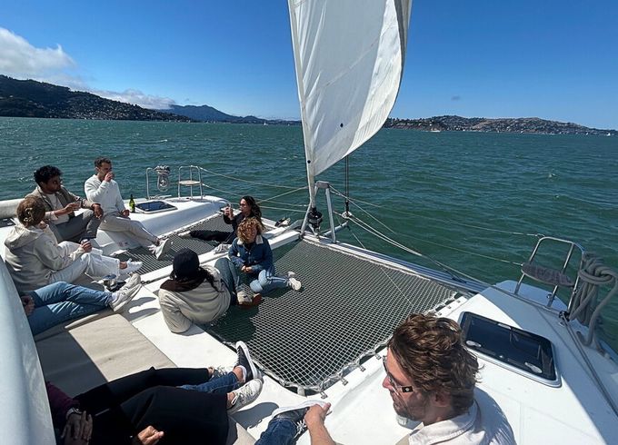 42' Luxury Catamaran – Private San Francisco Bay Charters for 12
