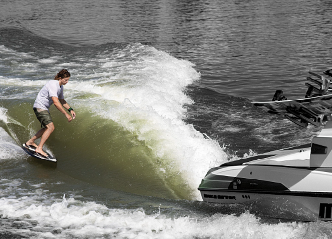 2018 Malibu Wakesetter 25 LSV – Luxury • Surf • Wake • Cruise