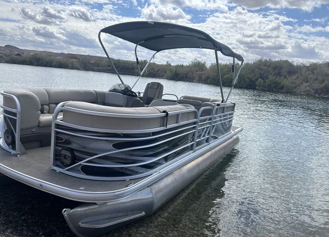 20 ft Party Barge DLX
