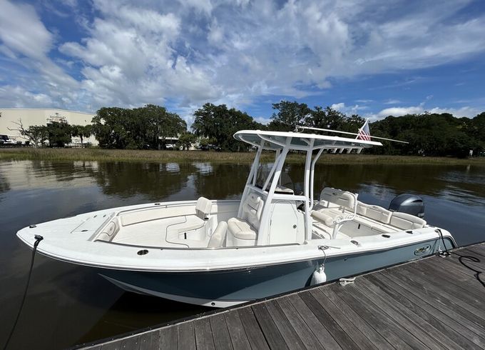 22ft Sea Hunt Ultra center console – Explore Charleston by Water