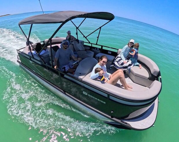 New Luxury Tritoon Rental – Bluetooth Audio Sandbar-Ready!