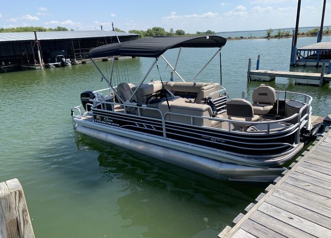 2023 Pontoon Great for a Day of Fun on the Water
