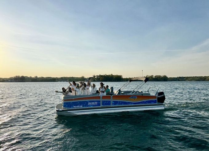 2025 Premier 350HP Ultimate Pontoon Charter - up to 16 Passengers