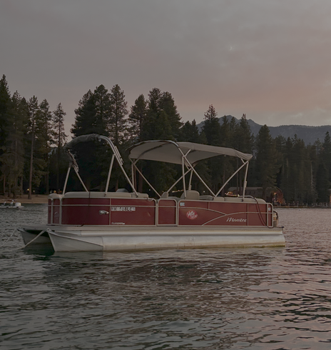Recess at Richardson" – Relax and Play on a 22' Pontoon!