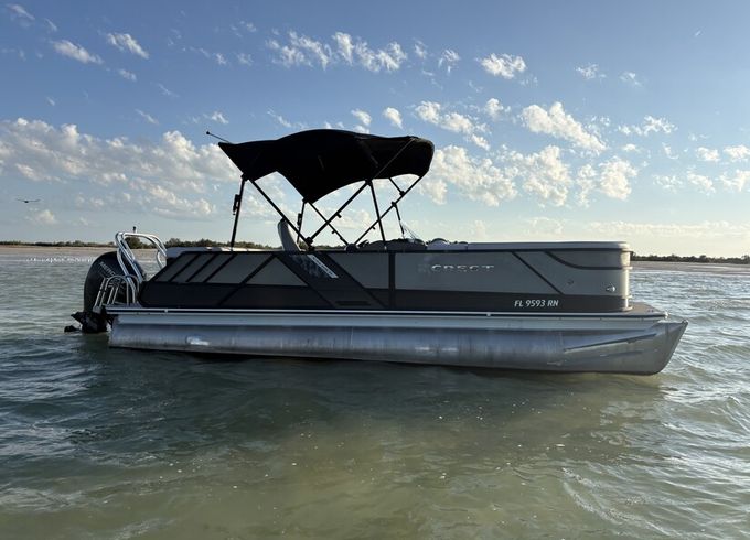 Cove Comfort Luxury Tritoon