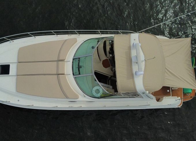 42ft Luxury Cruising Boat – Miami