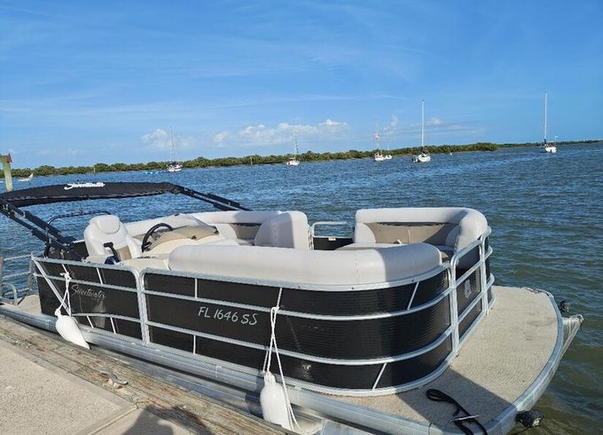 Discount boat rentals