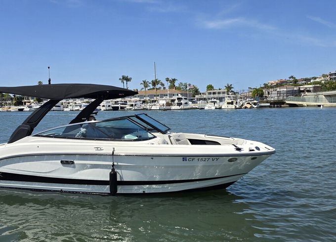 26' Sea Ray SLX 260 Day Cruiser in Los Angeles