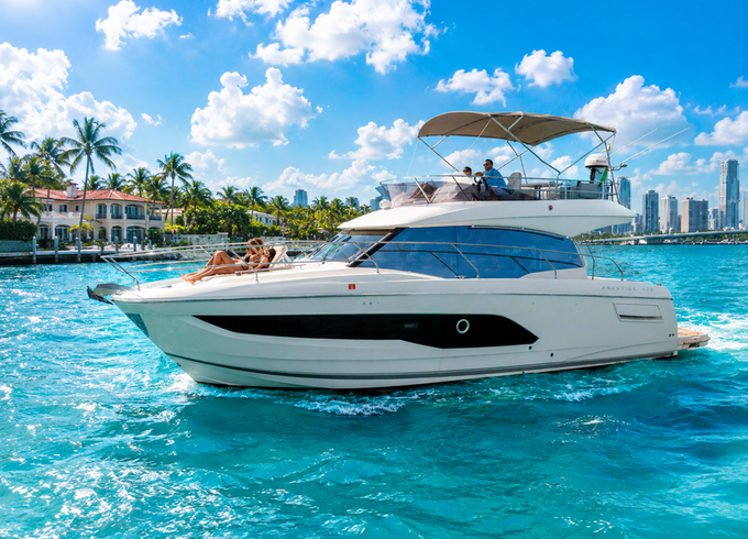 2022 45ft Luxury Prestige Yacht, Professional crew, water mattress